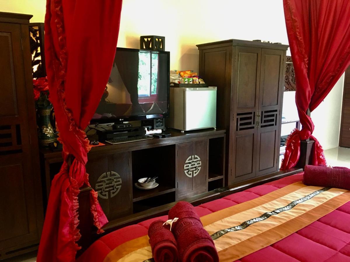 Naraya Homestay San Pa Tong Eksteriør bilde
